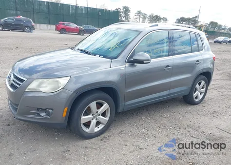 2010 Volkswagen Tiguan Wolfsburg Edition from USA, damaged, VIN WVGAV7AX3AW529317
